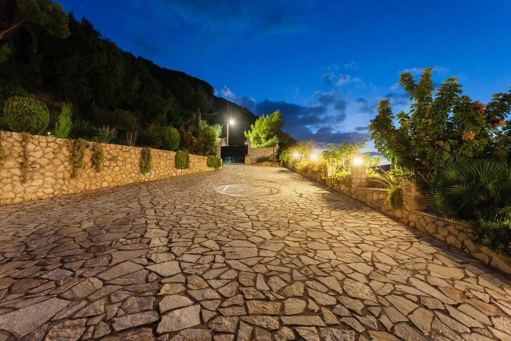Villa Akros And Suites Keri Extérieur photo