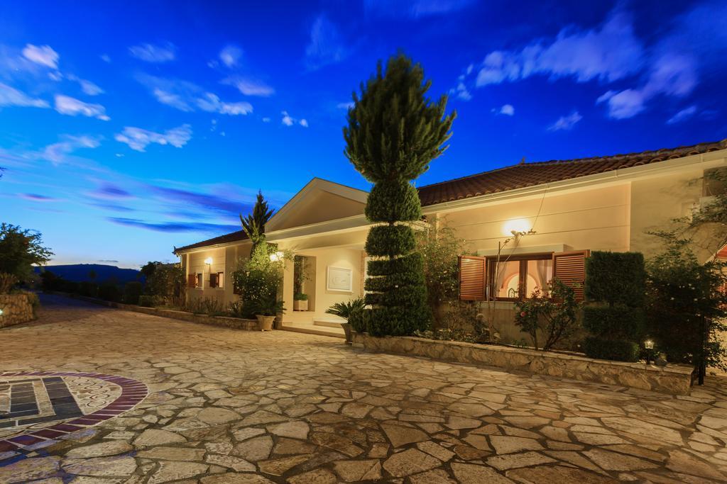 Villa Akros And Suites Keri Extérieur photo